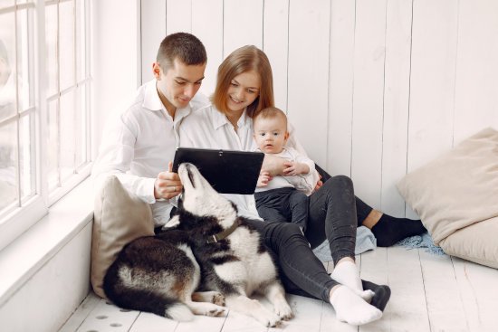 les routines et intégrer le bébé dans le foyer
